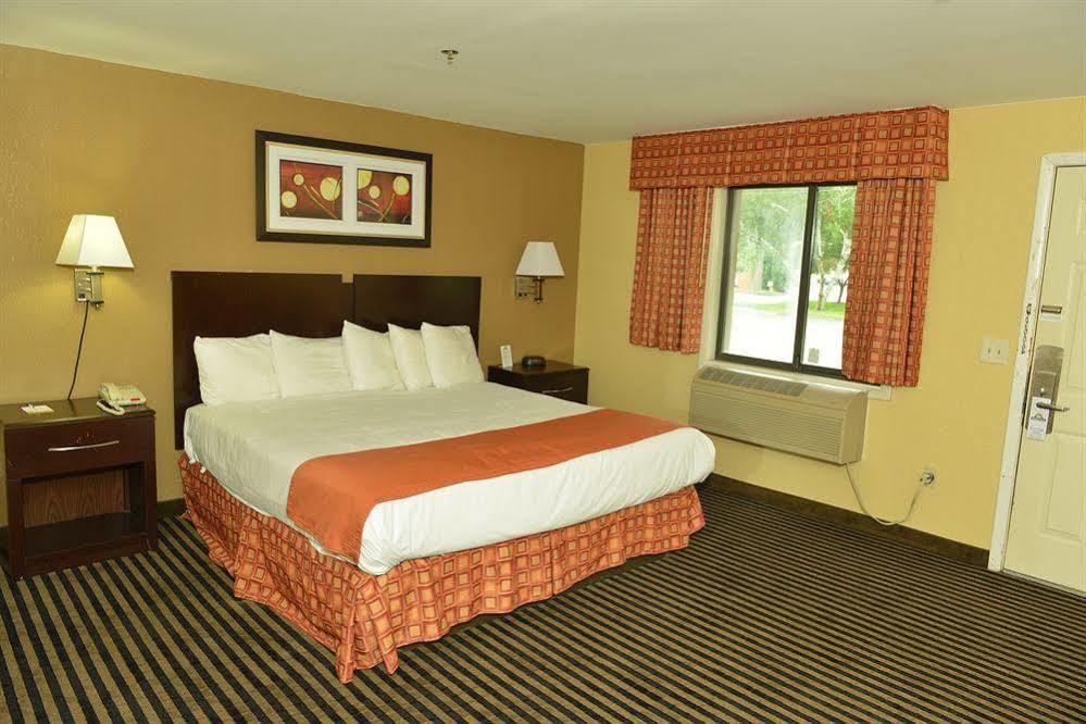Whitney Inn & Suites Hamden Kültér fotó